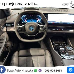BMW 550e xDrive Steptronic 489 KS, LED+ACC+4xGR SJED+360+PDC