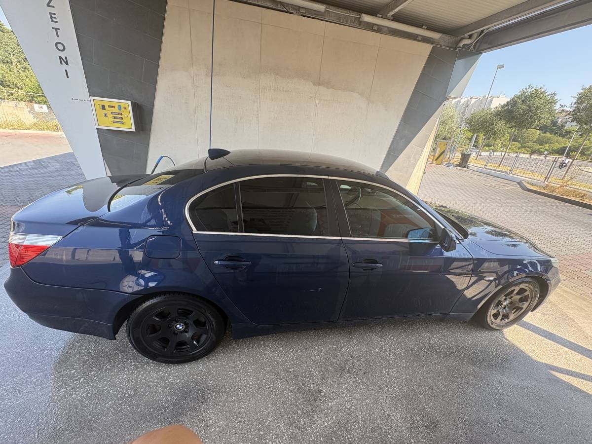 BMW E60 520i | 2004. | 300.000 km