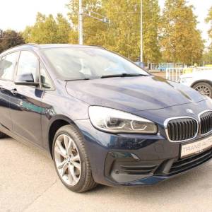 BMW serija 2 220d xDrive AUTOMATIK *7 SJEDALA, LED, NAVIGACIJA, KAMERA*