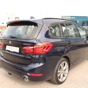 BMW serija 2 220d xDrive AUTOMATIK *7 SJEDALA, LED, NAVIGACIJA, KAMERA*