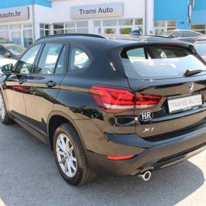 BMW X1 18d AUTOMATIK *LED, NAVIGACIJA* - nije uvoz