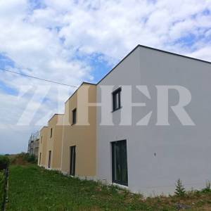 BREZOVICA, PRODAJA, 12  KUĆA U NIZU, 89 M2 +  PM + VRT, NOVOGRADNJA