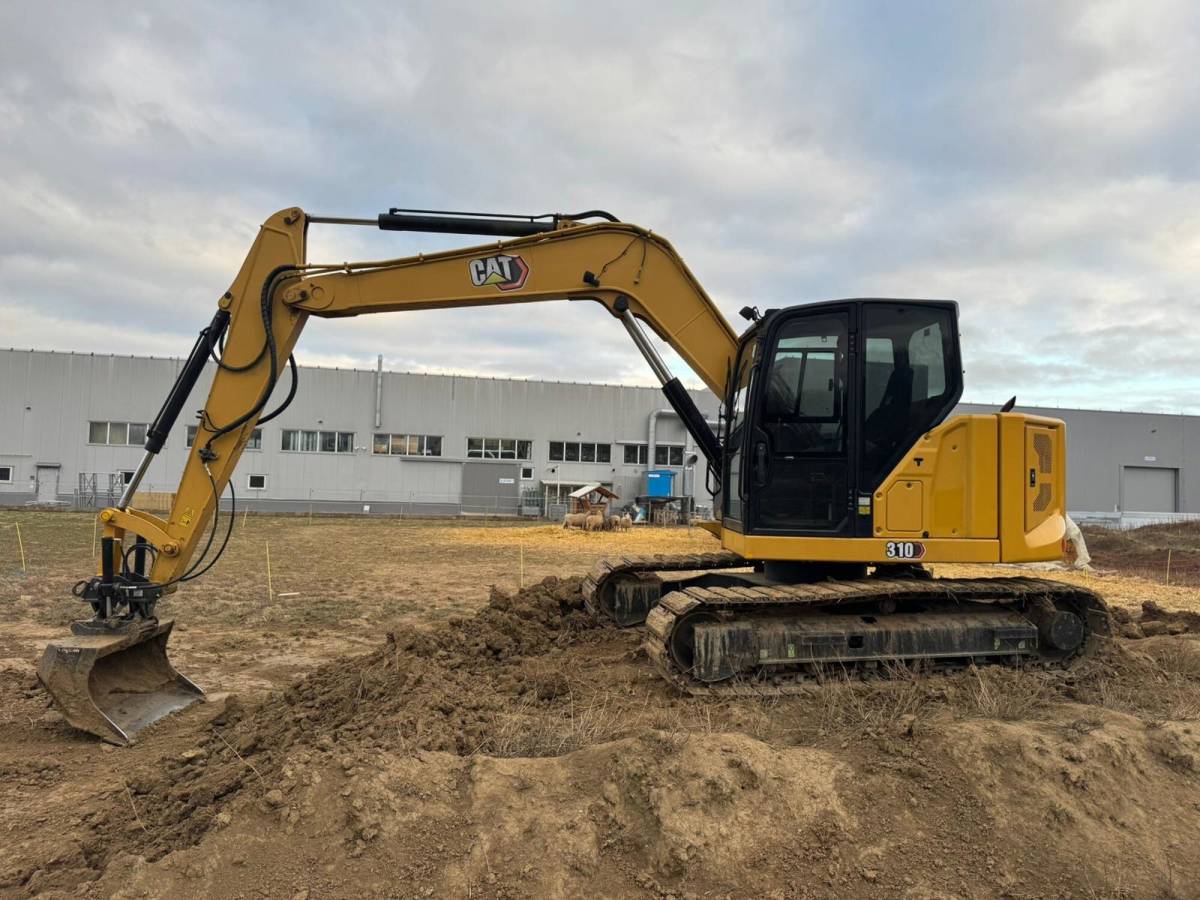 Caterpillar 310