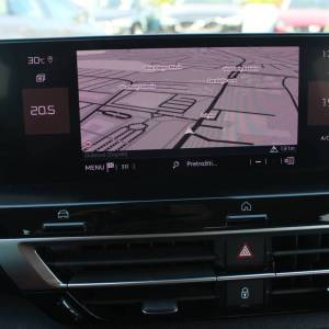 Citroen C4 Puretech 155 AUTOMATIK Shine *NAVIGACIJA, KAMERA, HEAD-UP*