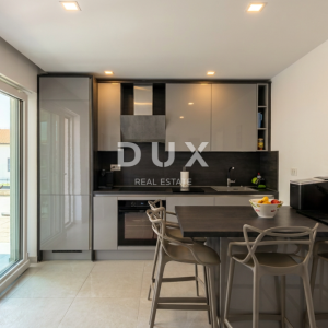 Crikvenica, Hrusta, stan 62 m², privatni bazen, pogled