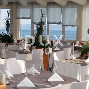 Crikvenica, Selce, hotel, 5369 m2, prvi red do mora