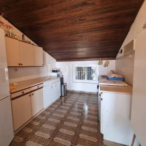 CRIKVENICA, stan sa garažom i okućnicom