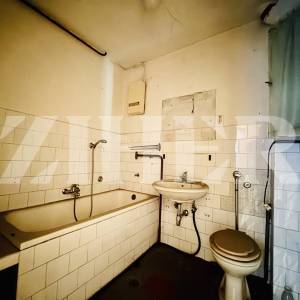 Črnomerec, stan u visokom prizemlju,58 m2 za adaptaciju, blizina Ilice