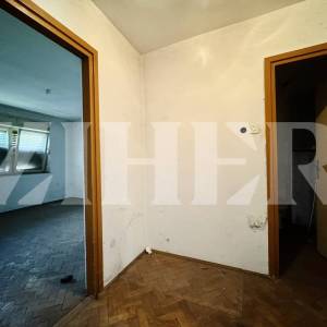 Črnomerec, stan u visokom prizemlju,58 m2 za adaptaciju, blizina Ilice