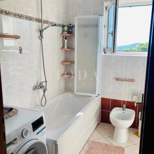 Dramalj - dvoetažni apartman s pogledom na more