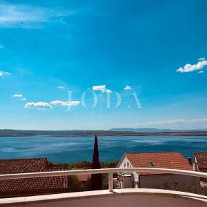 Dramalj - dvoetažni apartman s pogledom na more