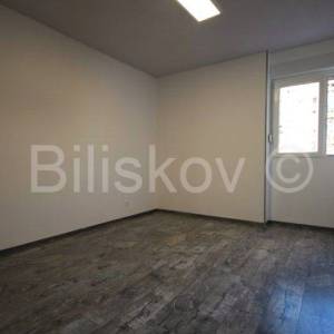 Dugoročan najam luksuzan stan Split Smrdečac