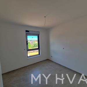 Dvoetažni Penthouse u Vrboskoj S8b