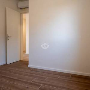 DVOETAŽNI STAN S KROVNOM TERASOM, 200 M OD MORA, PRIVLAKA - ZADAR