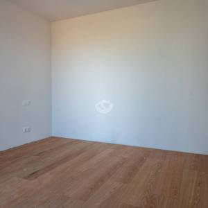 DVOETAŽNI STAN S KROVNOM TERASOM, 200 M OD MORA, PRIVLAKA - ZADAR