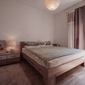 DVOSOBAN APARTMAN S VRTOM I 2 PARKIRNA MJESTA, 150 M OD PLAŽE, PETRČANE (PUNTA RADMAN) – ZADAR