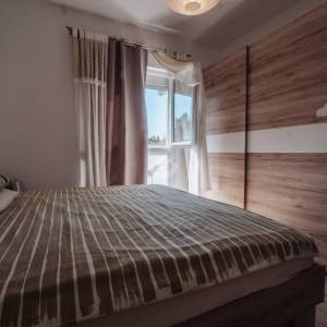 DVOSOBAN APARTMAN S VRTOM I 2 PARKIRNA MJESTA, 150 M OD PLAŽE, PETRČANE (PUNTA RADMAN) – ZADAR