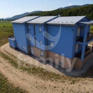 EKSKLUZIVNO – VRHUNSKA KUĆA S 3 ETAŽE U BRINJU