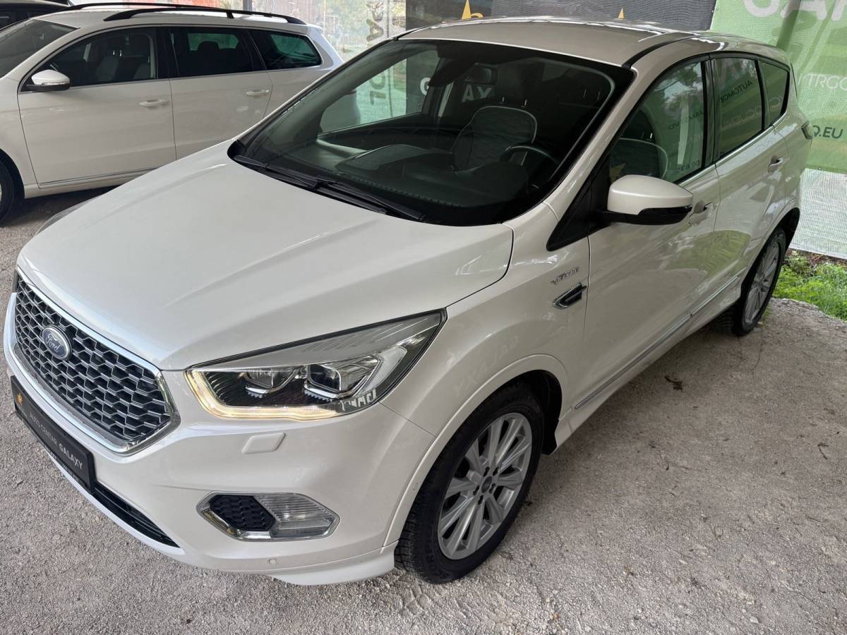 Ford Kuga 1,5 automatikVIGNALE/PREMIUM OPREMAVELIKI SERVIS