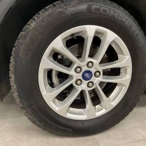 Ford Kuga TITANIUM 1.5 ECOBOOST - 3 godine jamstva