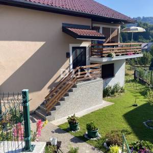 Gorski Kotar, Fužine, dvosobni stan, 50 m2, okućnica
