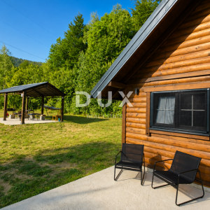 GORSKI KOTAR, LIČ - Drvene kuće, tri sobe, 84m2+25m2 
