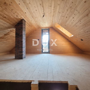 GORSKI KOTAR, LIČ - Drvene kuće, tri sobe, 84m2+25m2 