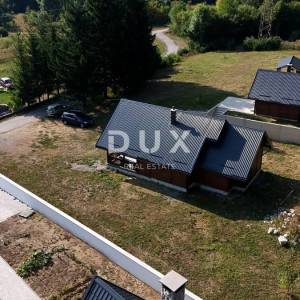 GORSKI KOTAR, LIČ - Drvene kuće, tri sobe, 84m2+25m2 
