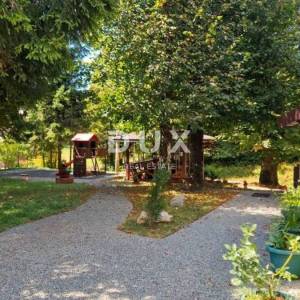 GORSKI KOTAR, VRATA - 3-sobna kuća, 260m2