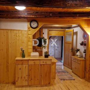 GORSKI KOTAR, VRATA - 3-sobna kuća, 260m2