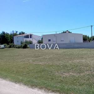 Građevinsko zemljište 574 m2 – Zemunik Donji *Pravilan oblik* (ID-2601/E)