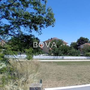 Građevinsko zemljište 574 m2 – Zemunik Donji *Pravilan oblik* (ID-2601/E)