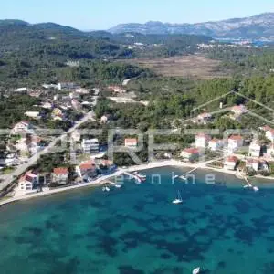Građevinsko zemljište 791 m2, izvrsna prilika u Lumbardi