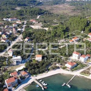 Građevinsko zemljište 791 m2, izvrsna prilika u Lumbardi