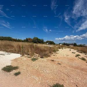 Građevinsko zemljište s građevinskom dozvolom i započetom gradnjom, JADREŠKI, PULA