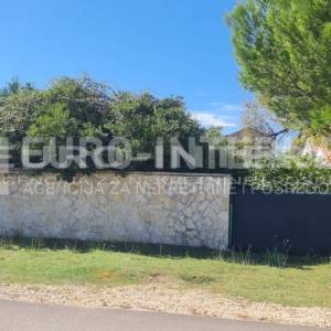 Građevinsko zemljište Sabunike, neposredno uz more pov. 1.091 m²