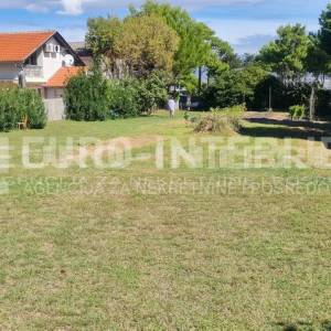 Građevinsko zemljište Sabunike, neposredno uz more pov. 1.091 m²