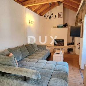 Grižane,  kamena kuća 140 m2 m, s parkirnim mjestom
