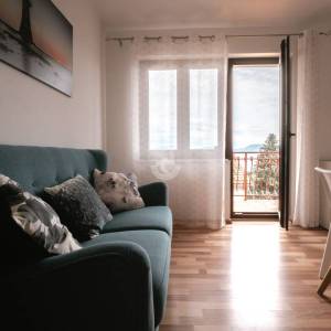 Hrvatska, Gradac kod Makarske – Kuća s 3 apartmana, parkingom, podrumom i pogledom na more, 192 m²