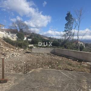 IČIĆI, POLJANE- dvije započete gradnje 900m2 s panoramskim pogledom na more + okoliš 1960m2 