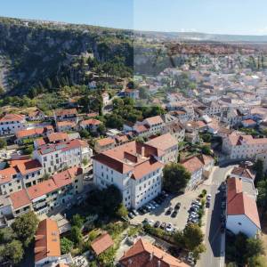 Imotski kuća + građevinsko zemljište prodaja/kompenzacija - NOVO!