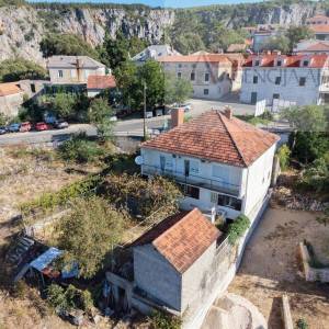 Imotski kuća + građevinsko zemljište prodaja/kompenzacija - NOVO!