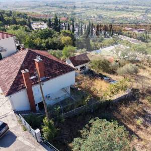 Imotski kuća + građevinsko zemljište prodaja/kompenzacija - NOVO!