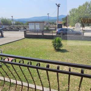 Imotski Lug obiteljska kuća 300 m2 najam