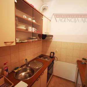 Imotski stan 30 m2 kompletno namješten - novo u ponudi