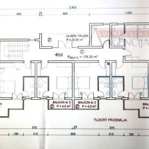 Imotski vila (roh-bau) 390 m2 vrhunska lokacija - ekskluziva