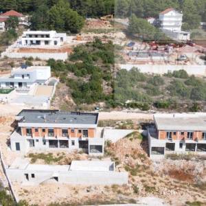Imotski vila (roh-bau) 390 m2 vrhunska lokacija - ekskluziva