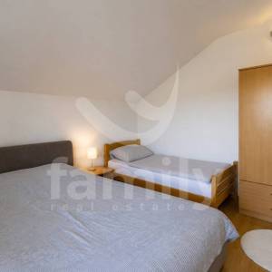 INVESTICIJSKA PRILIKA - PRENOĆIŠTE U BLIZINI PAPUK