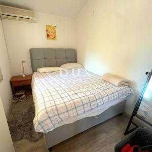 Istra, Červar Porat, 4SS+DB renoviran dvoetažni privatan stan, 250m od plaža