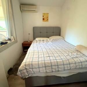 Istra, Červar Porat, 4SS+DB renoviran dvoetažni privatan stan, 250m od plaža